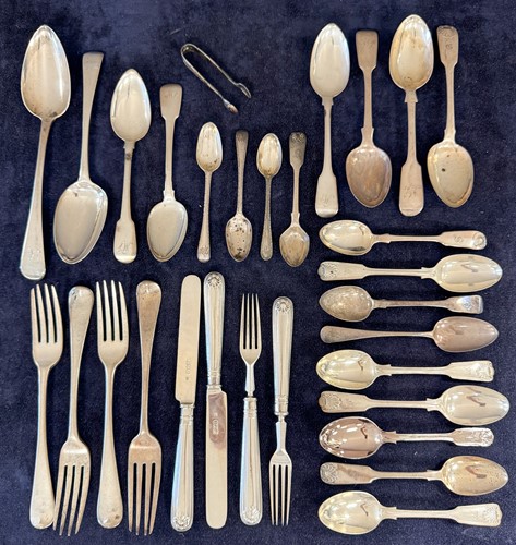 Lot 12 - A quantity of silver, various designs, dates...