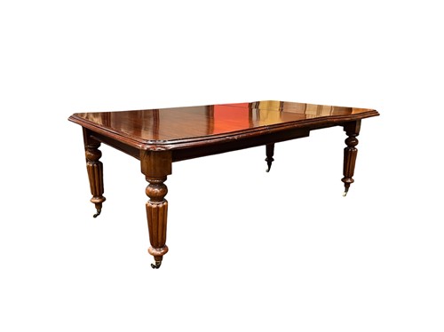 Lot 667 - An early Victorian mahogany extending dining...