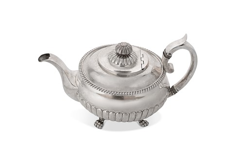 Lot 439 - An Irish George IV teapot
