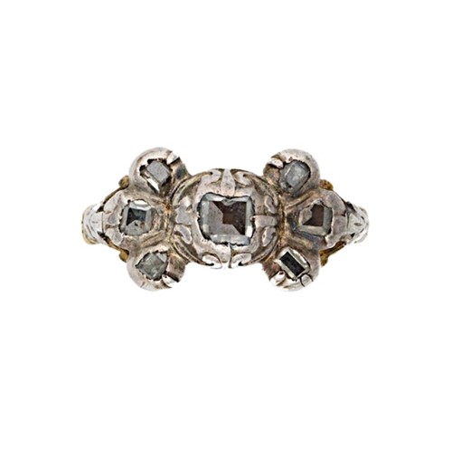Lot 203 - A Georgian diamond set ring