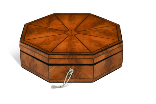 Lot 663 - A George III flame mahogany box