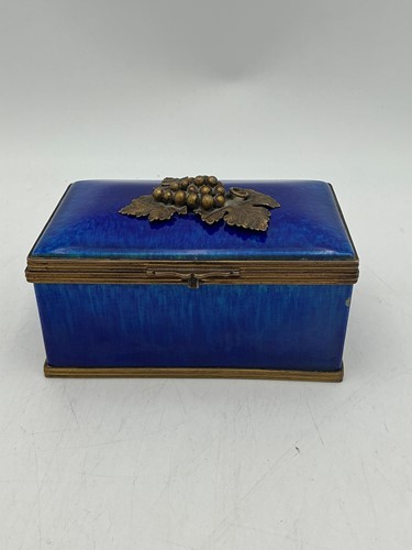 Lot 25 - A porcelain dressing table or trinket box set...