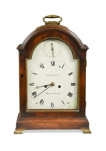 Lot 553 - A George III mahogany bracket clock