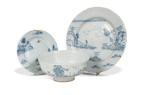 Lot 300 - A Delft blue and white bowl, circa 1770