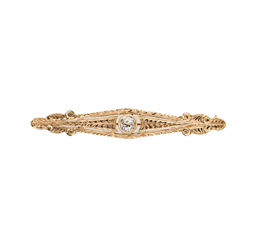 Lot 126 - An early 20th century single stone diamond brooch