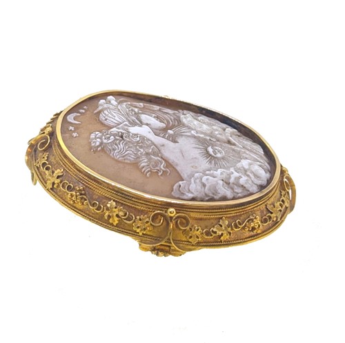 Lot 12 - A late Victorian 'night and day' shell cameo brooch