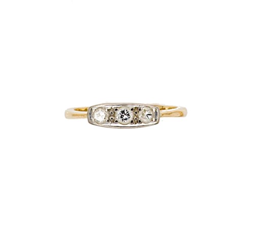 Lot 102 - A diamond three stone ring
