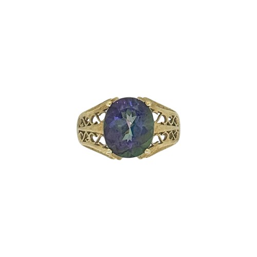 Lot 77 - A 9ct gold mystic topaz ring, size Q,...