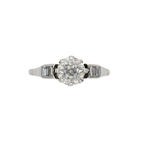 Lot 215 - An early 20th century diamond single stone with diamond set shoulders