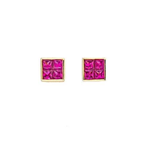 Lot 135 - A pair of 18ct gold ruby ear studs