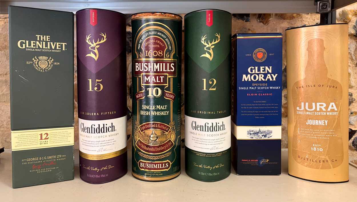 Lot 9 - Whisky, mostly single malts.