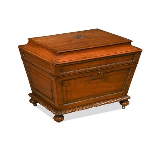 Lot 559 - A Regency mahogany wine cooler
