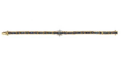 Lot 171 - A sapphire and diamond bracelet