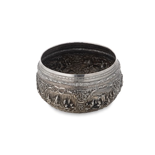 Lot 451 - A Burmese bowl