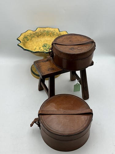 Lot 177 - A 19th century rustic stool, 20 x 25 x 12cm,...