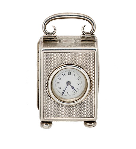 Lot 293 - A sub-miniature silver case carriage clock