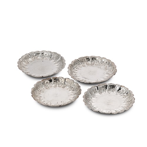 Lot 458 - Four continental silver dishes