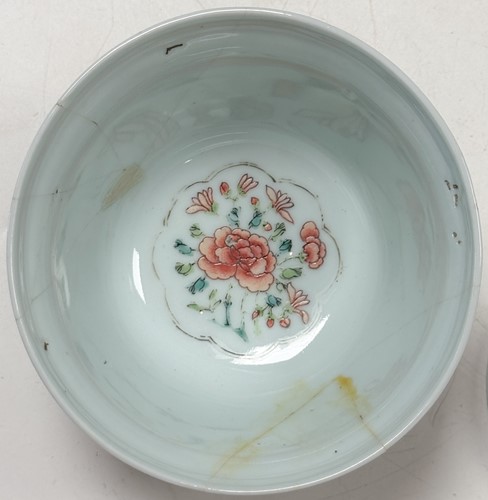 Lot 12 - A Chinese famille rose tea and coffee service, Qing Dynasty, Yongzheng Emperor (1722-1735)