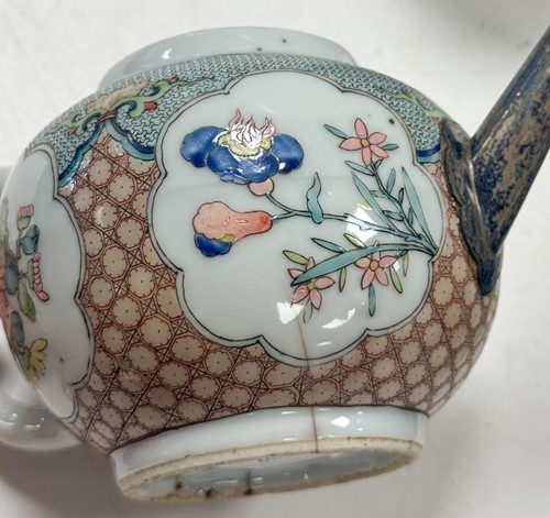 Lot 12 - A Chinese famille rose tea and coffee service, Qing Dynasty, Yongzheng Emperor (1722-1735)