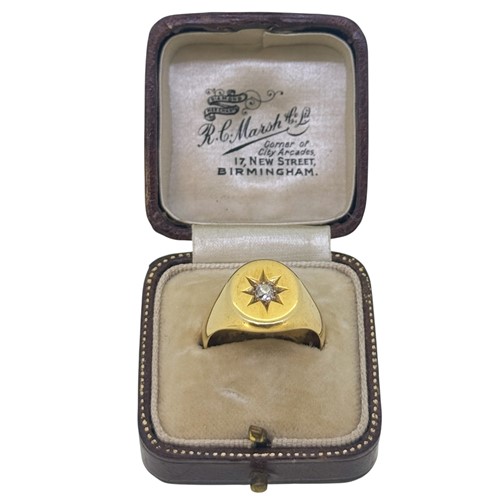 Lot 22 - A 9ct gold diamond set oval shaped signet ring,...