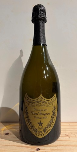 Lot 73 - Champagne Dom Perignon 2002