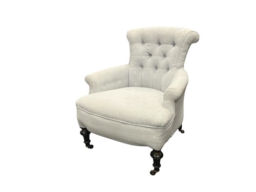 Lot 723 - A Victorian button back nursing chair on...