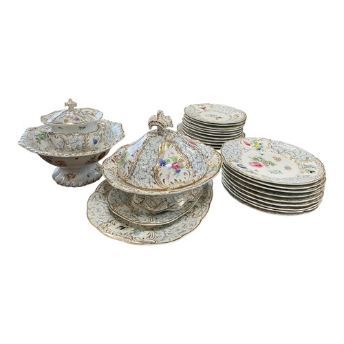 Lot 50 - A English porcelain dinner service, circa 1850,...