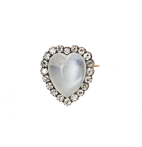 Lot 182 - An early 20th century moonstone and diamond heart brooch