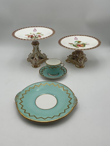 Lot 11 - Two Grainger's Worcester comports, late 19th...