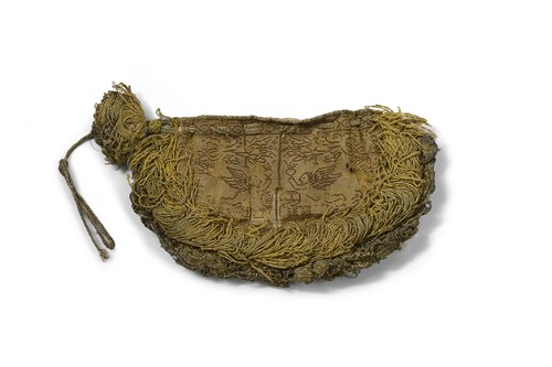 Lot 338 - An Elizabethan passementerie draw-string purse or sweet bag, circa 1590
