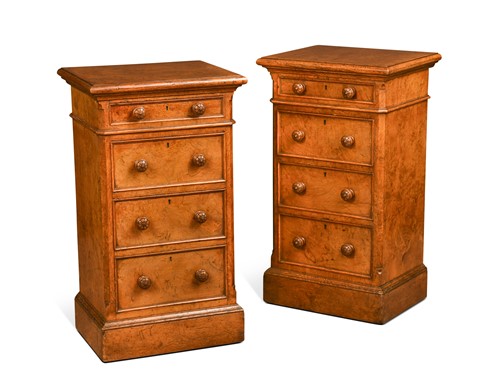 Lot 722 - A pair of Victorian burr oak bedside chests