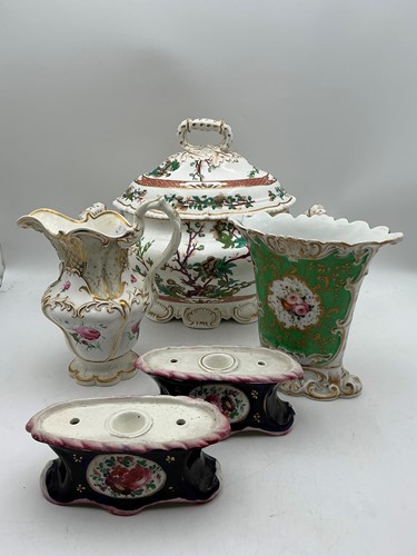 Lot 54 - A group of 19th century English ceramics, to...