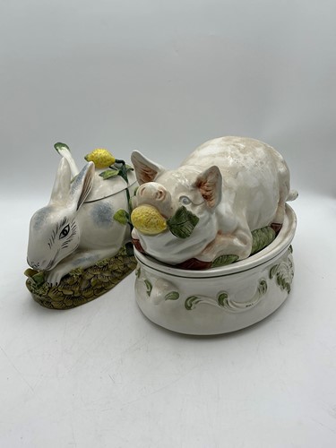 Lot 6 - Rigattieri Venice, a lidded pottery tureen in...
