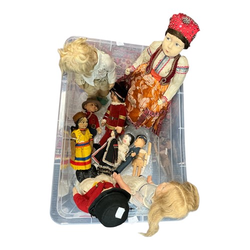 Lot 191 - Vintage dolls including Norah Wellings and a...