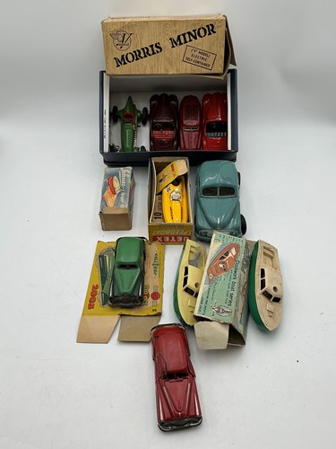 Lot 131 - A Victory Models Morris Minor with box, a...