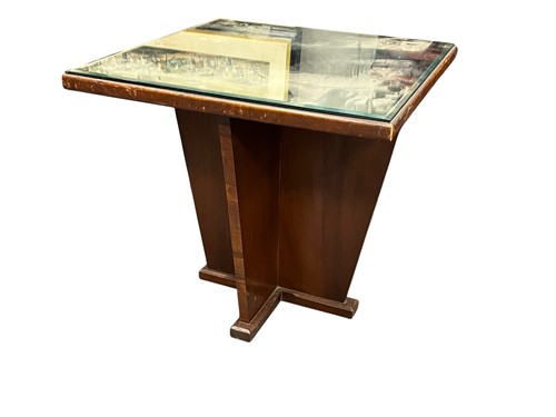 Lot 717 - A mirror topped occasional table, late 20th...